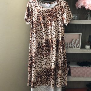 Lularoe Butter Soft Leopard Carly Dress XS